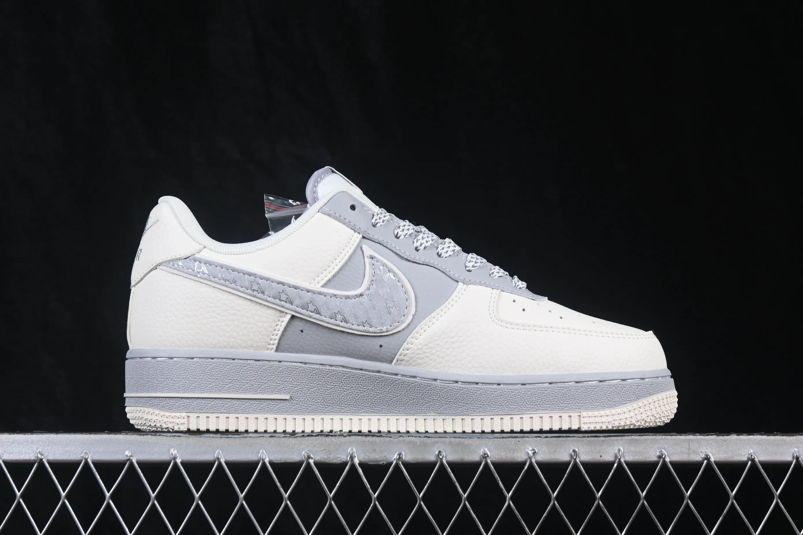 All categories Nk Air Force 1 Air Force series Nk Air Force 1 Low Air Force low-top Nike Air Force 1'07 Low joint model Air Force 1 low-top casual sneakers DN9688-142